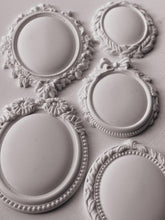 Load image into Gallery viewer, Vintage Brooches 6x10 IOD Mould™
