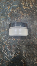 Load image into Gallery viewer, PEARL FINISH ~NEW 2-oz paint size
