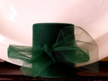 Load image into Gallery viewer, Tulle Ribbon-Trim-3&quot; x 25 yard Roll-Green
